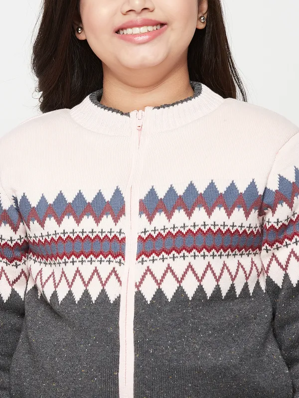 JWAAQ_Girls_Black_&_Cream-Coloured_Colourblocked_Sweater
