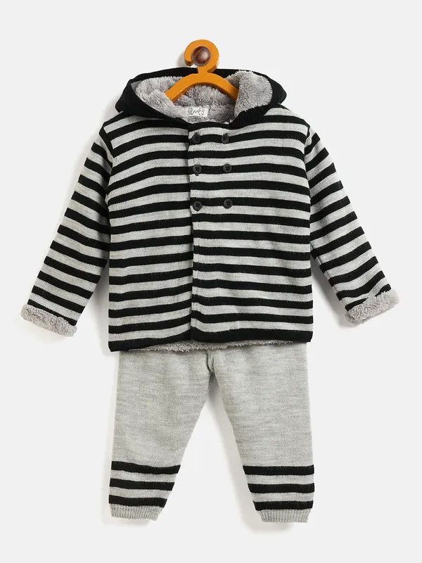 2-Piece_Black_Full_Sleeve_Cotton_Faux_Fur_Winter_Set_For_Boys