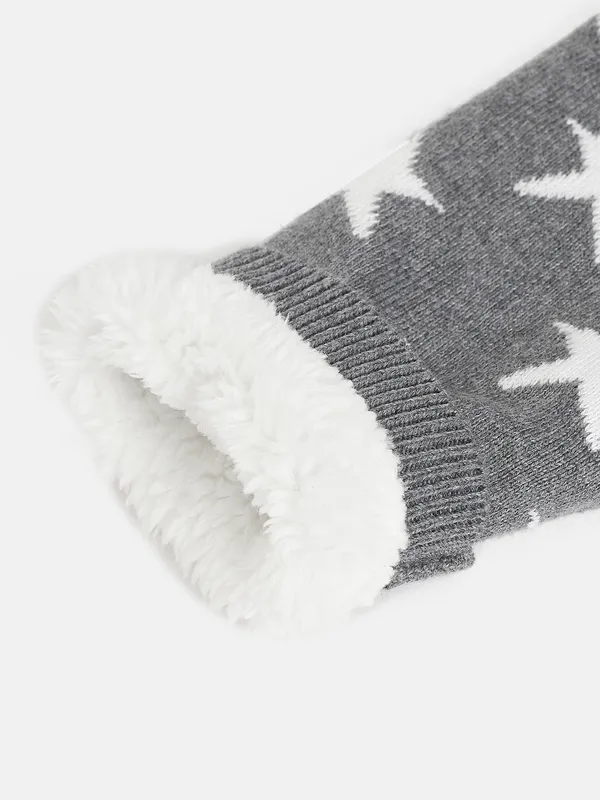 Grey_Infants_Full_Sleeve_Cotton_Fur_Lined_Romper_For_Unisex_Kids