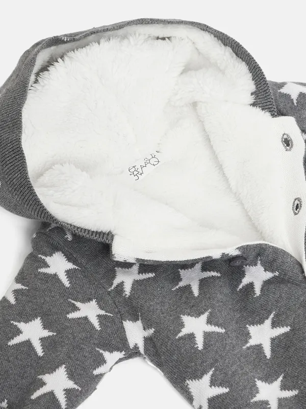 Grey_Infants_Full_Sleeve_Cotton_Fur_Lined_Romper_For_Unisex_Kids
