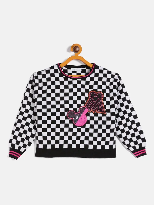 JWAAQ_Girls_Checked_Pullover