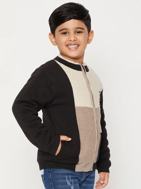 JWAAQ_Boys_Colourblocked_Cardigan