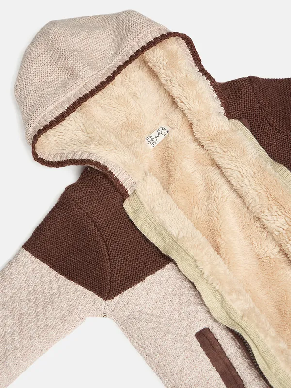 JWAAQ_Cotton_Knit_Full_Sleeve_Color_Blocked_Baby_kids_unisex_Winter_2_pcs_set_With_Fur_Lined-Coffee