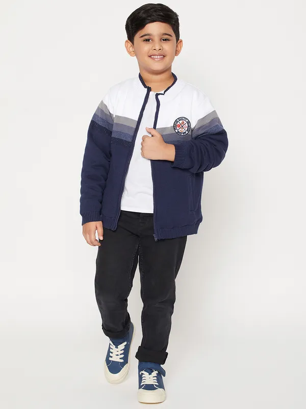 JWAAQ_Boys_White_&_Grey_Colourblocked_Striped_Pullover