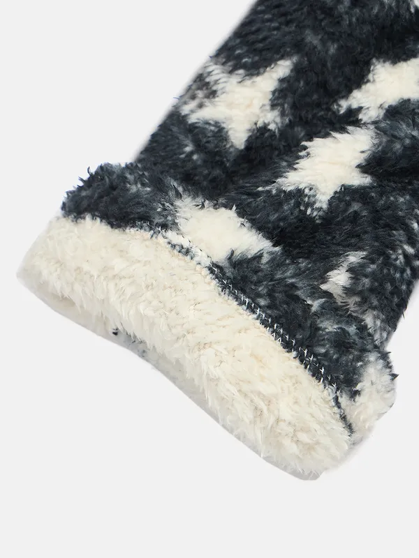 JWAAQ_Fur_Knited_Fabric_Full_Sleeve_Self_Printed_Baby_kids_unisex_Winter_2_pcs_set-Black