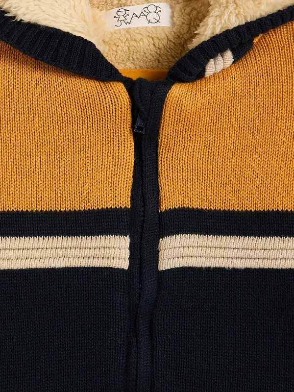 Multicolor_Full_Sleeve_Cotton_Fur_Lined_Sweater_For_Boys