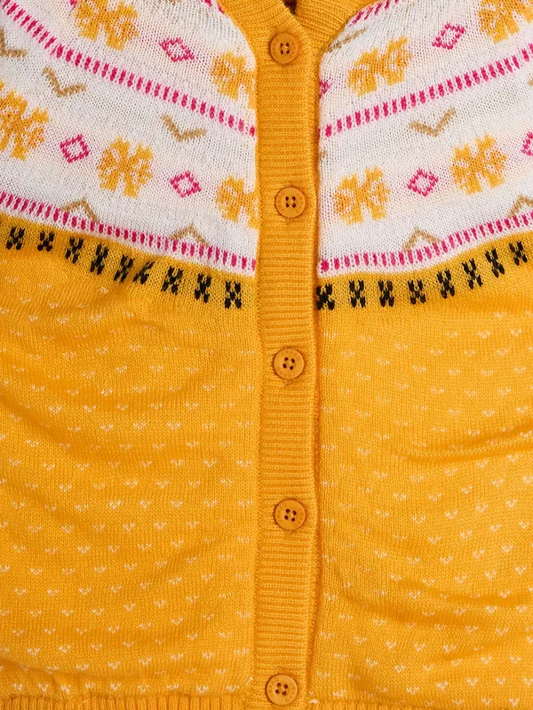 Yellow_Full_Sleeve_Cotton_Fur_Lined_Sweater_For_Girls