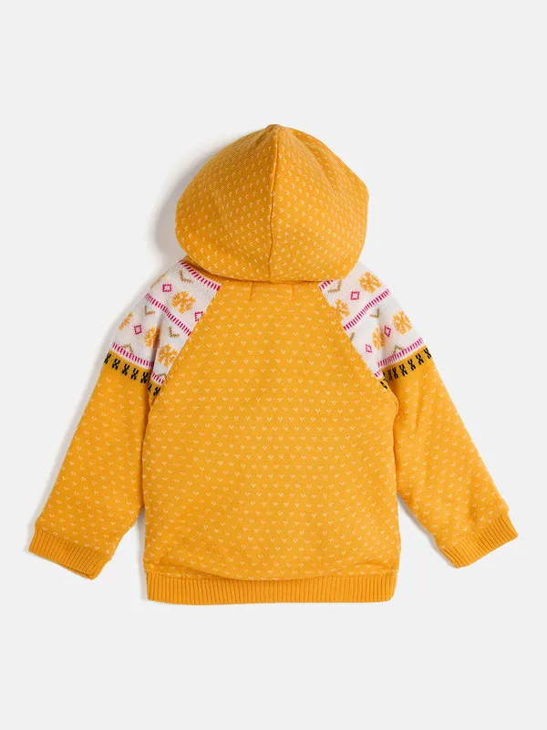 Yellow_Full_Sleeve_Cotton_Fur_Lined_Sweater_For_Girls