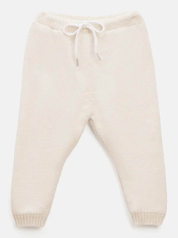 JWAAQ_Cotton_Knit_Full_Sleeve_Frilled_Baby_kids_Girls_Winter_2_pcs_set_With_Fur_Lined-White