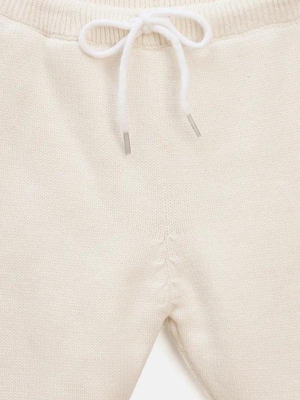 JWAAQ_Cotton_Knit_Full_Sleeve_Frilled_Baby_kids_Girls_Winter_2_pcs_set_With_Fur_Lined-White