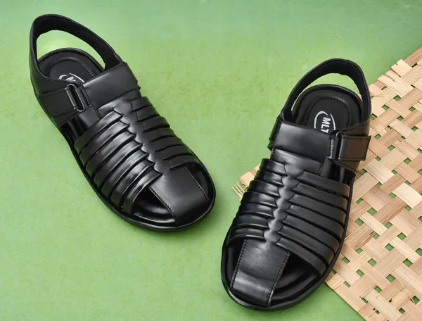 Black_Leather_Solid_Leather_Stylish_&_Comfortable_Slip-on_Sandal_For_Men