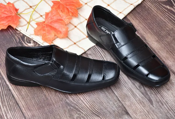 Black_Leather_Solid_Leather_Stylish_&_Comfortable_Slip-on_Sandal_For_Men