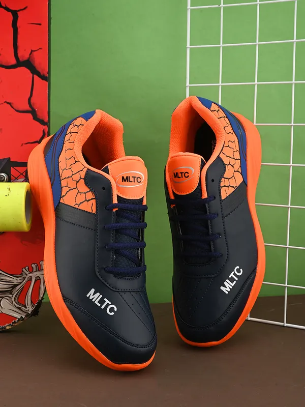 Black_&_Orange_Comfortable_And_Lightweight_Sports_Shoes_/_badminton_shoes