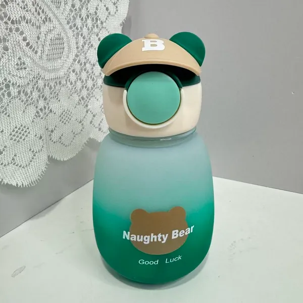 Modern_Leakproof_Drinking_Water_Bottle_For_Everyday_Lifestyle