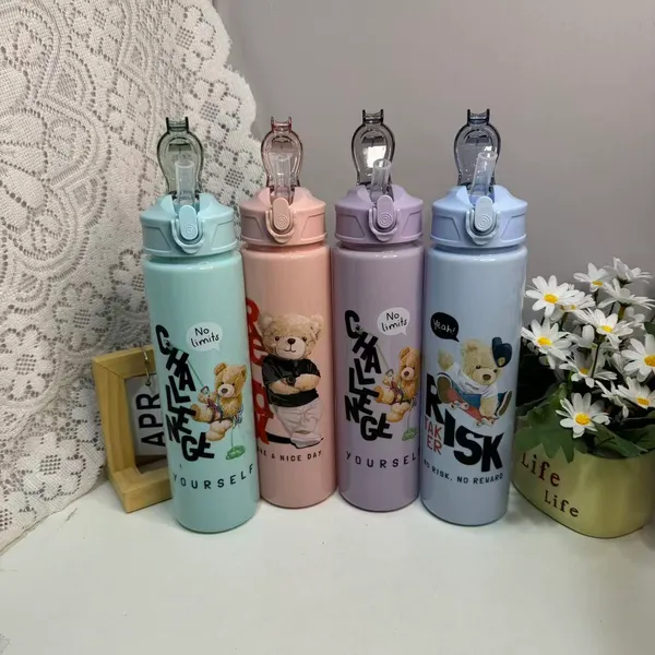Stylish_Durable_Reusable_Water_Bottle_For_Daily_Use