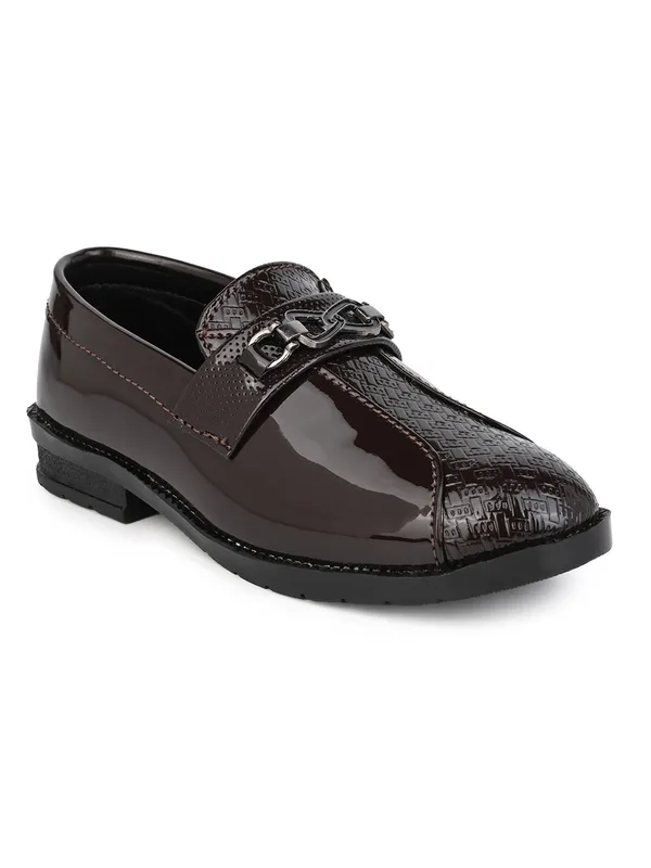 Dark_Brown_Patent_Leather_Designer_Chain_Loafers_For_Boys