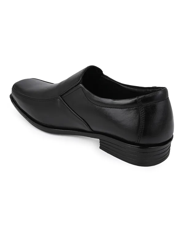 Black_Supreme_Comfort_Smooth-Finish_Formal_Shoes_for_Men
