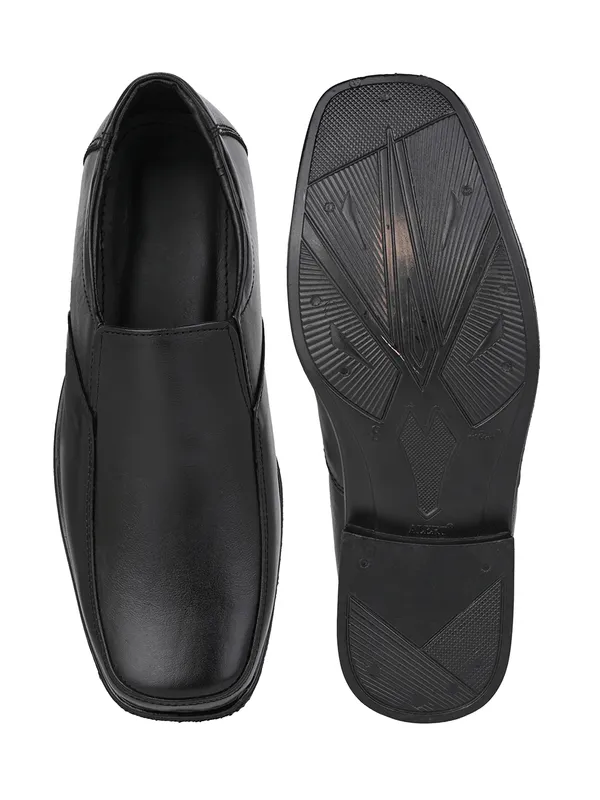 Black_Supreme_Comfort_Smooth-Finish_Formal_Shoes_for_Men