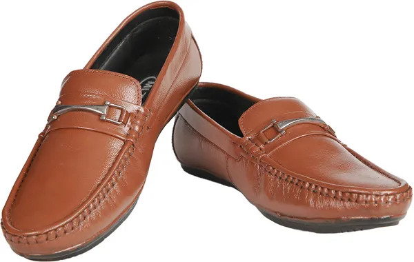 Tan_Genuine_Leather_Casual_Regular_Fit_Solid_Loafers_For_Men