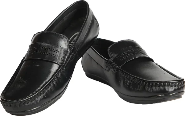 Black_Genuine_Leather_Casual_Regular_Fit_Solid_Loafers_For_Men