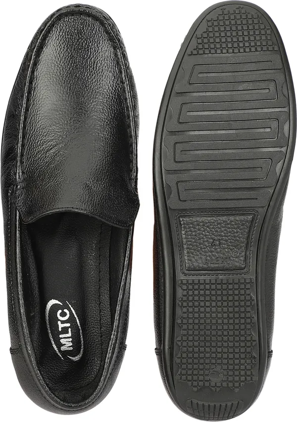 Black_Leather_Casual_Regular_Fit_Solid_Loafers_For_Men