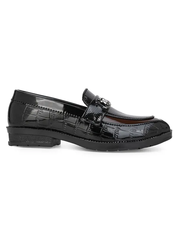 Midnight_Black_Patent_Leather_Designer_Chain_Loafers_For_Boys