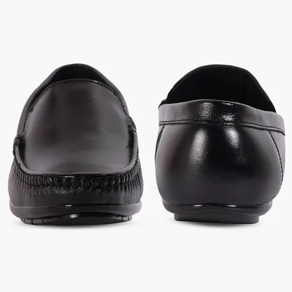 Black_Genuine_Leather_Casual_Regular_Fit_Solid_Loafers_For_Men