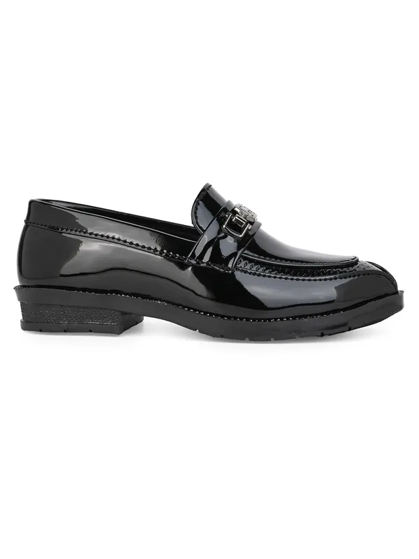 Obsidian_Black_Patent_Leather_Elite_Chain_Loafers_For_Boys