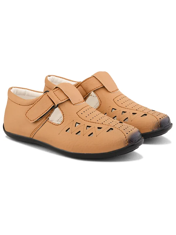 Roman_Sandal_for_Kids_Boy