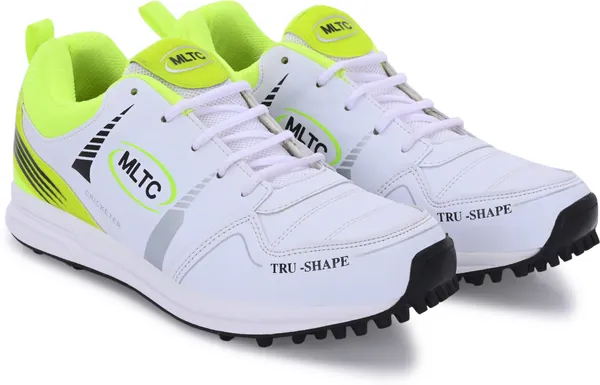 Green_&_White_Extra_Comfortable_And_Breathable_Sports_Shoes_/_Cricket_Shoes