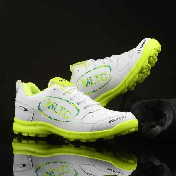 Green_&_White_Running_Sports_Shoes_/_Cricket_Shoes