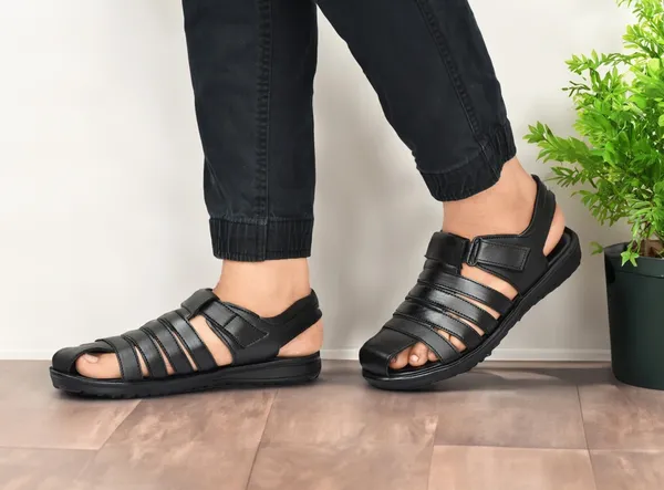 Black_Leather_Solid_Leather_Stylish_&_Comfortable_Slip-on_Sandal_For_Men