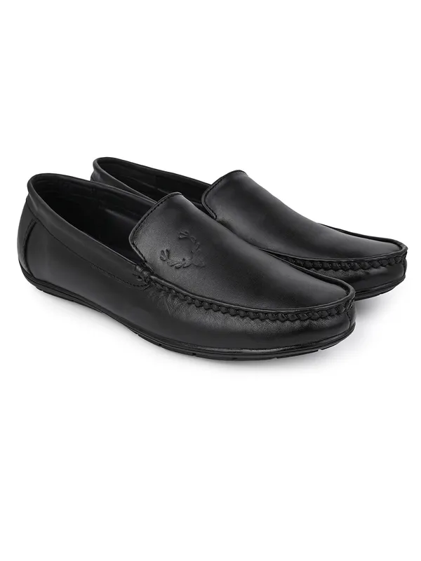 Black_Signature_Smooth-Finish_Premium_Loafers_For_Men