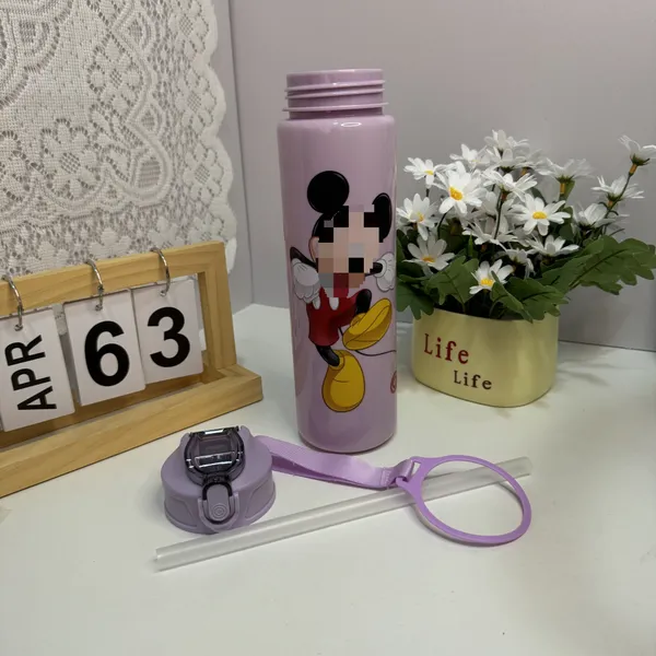 Stylish_Reusable_Drinking_Water_Bottle_For_Daily_Hydration