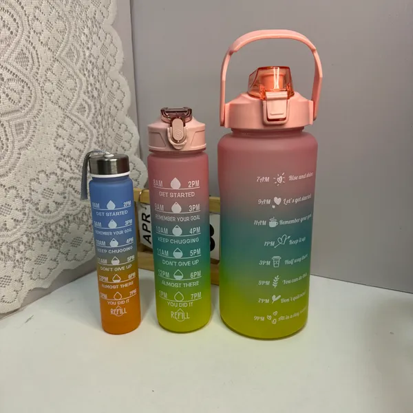 Stylish_Reusable_Drinking_Water_Bottle_For_Daily_Hydration