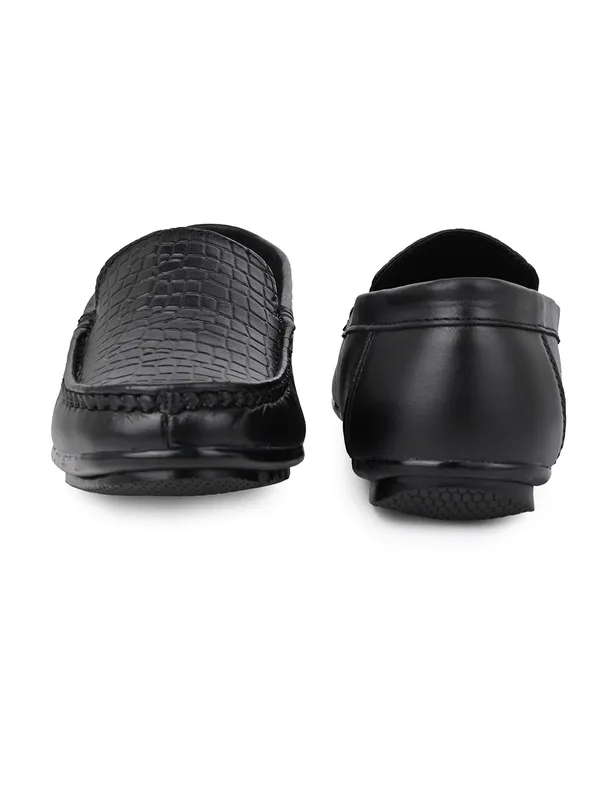 Black_Croc-Pattern_Lightweight_Driving_Loafers_for_Men