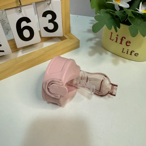 Premium_Drinking_Water_Bottle_For_Daily_Hydration_Needs