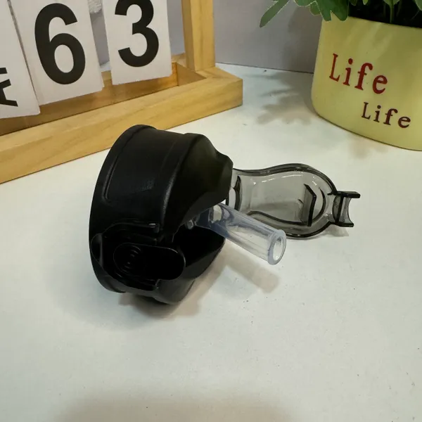 Premium_Quality_Reusable_Water_Bottle_For_Daily_Use