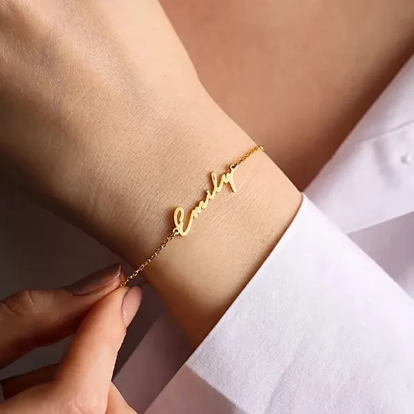 Customizable_Name_Gold_Plated_Anti_Tarnish_Bracelet_For_Unisex