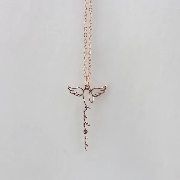 Customizable_Name_With_Angel_Wings_Anti_Tarnish_Necklace_With_Chain_For_Unisex