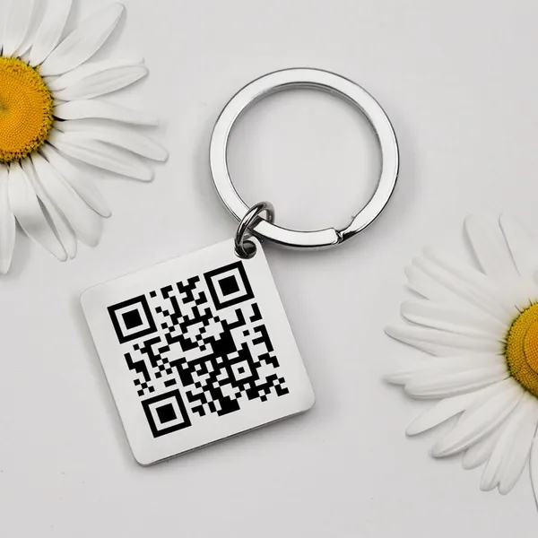 Customizable_Qr_Code_Silver,_Gold,_Rose_Gold,_Black_Stainless_Steel_Unisex_Keychain