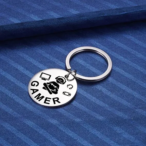 Silver_Plated_Gamer_Enthusiast_Unisex_Durable_Keychain_Gifts