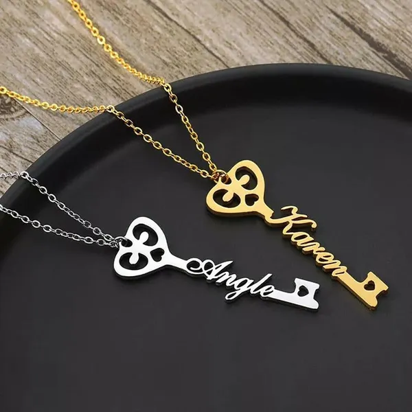 Customizable_Name_Gold_And_Silver_Plated_key_Style_Necklace_For_Unisex