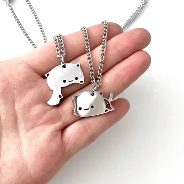 Matching_Couples_Cat_Personalised_Necklace_With_Chain_To_Any_Design_For_Unisex