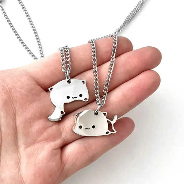 Matching_Couples_Cat_Personalised_Necklace_With_Chain_To_Any_Design_For_Unisex