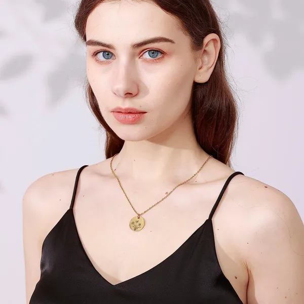 Gold,_Silver_And_Rose_Gold_Plated_Birth_Flower_Bouquet_Name_Engraved_Unisex_Necklace