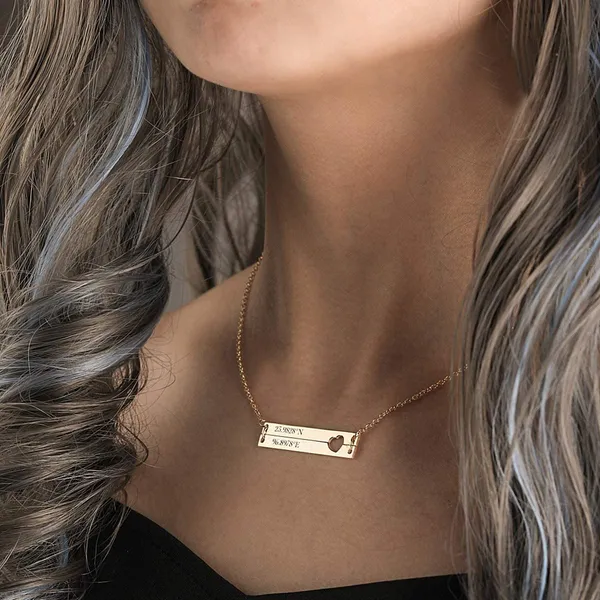 Customizable_Name_Engraved_Multiolour_(_Gold_,_Silver,_Rose_Gold_)_Necklace_With_Chain_For_Unisex