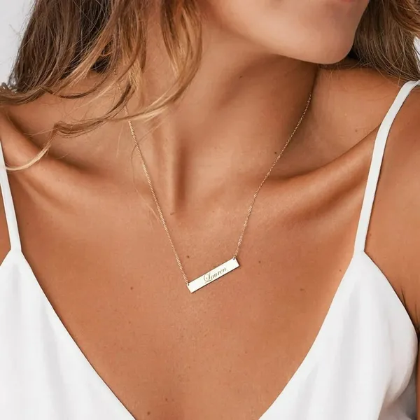 Customizable_Name_Engraved_Necklace_With_Chain_For_Women