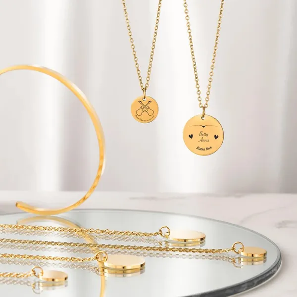 Customizable_Name_Engraved_Gold_Plated_Sister_Love_Necklace_For_Girls_And_Women