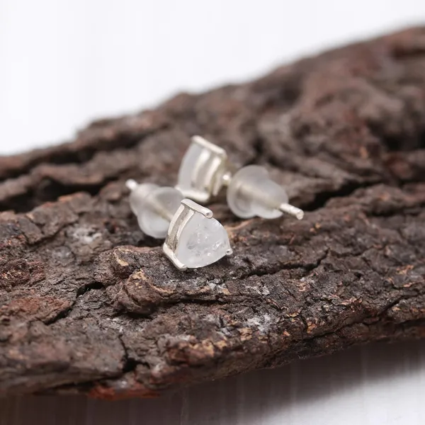 Sterling_Silver_Moon_Stone_Triangle_Earring_For_Women